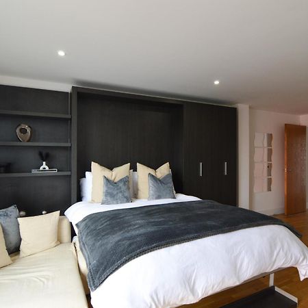 Cosy, Centrally Located Studio With Gated Parking! Лафборо Экстерьер фото